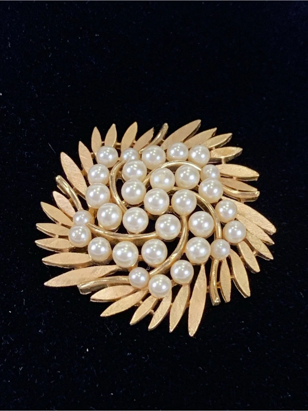 Vintage Trifari Gold Tone Faux Pearl Cluster Brooch